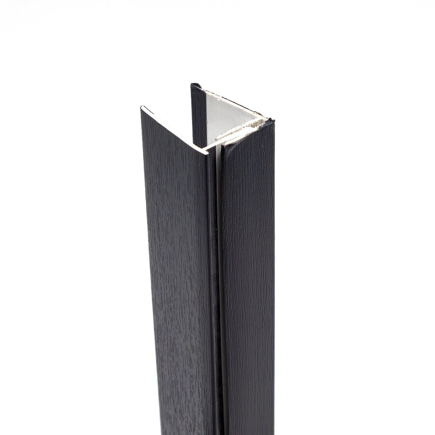 Shiplap Cladding Edge Trim (2.5m)
