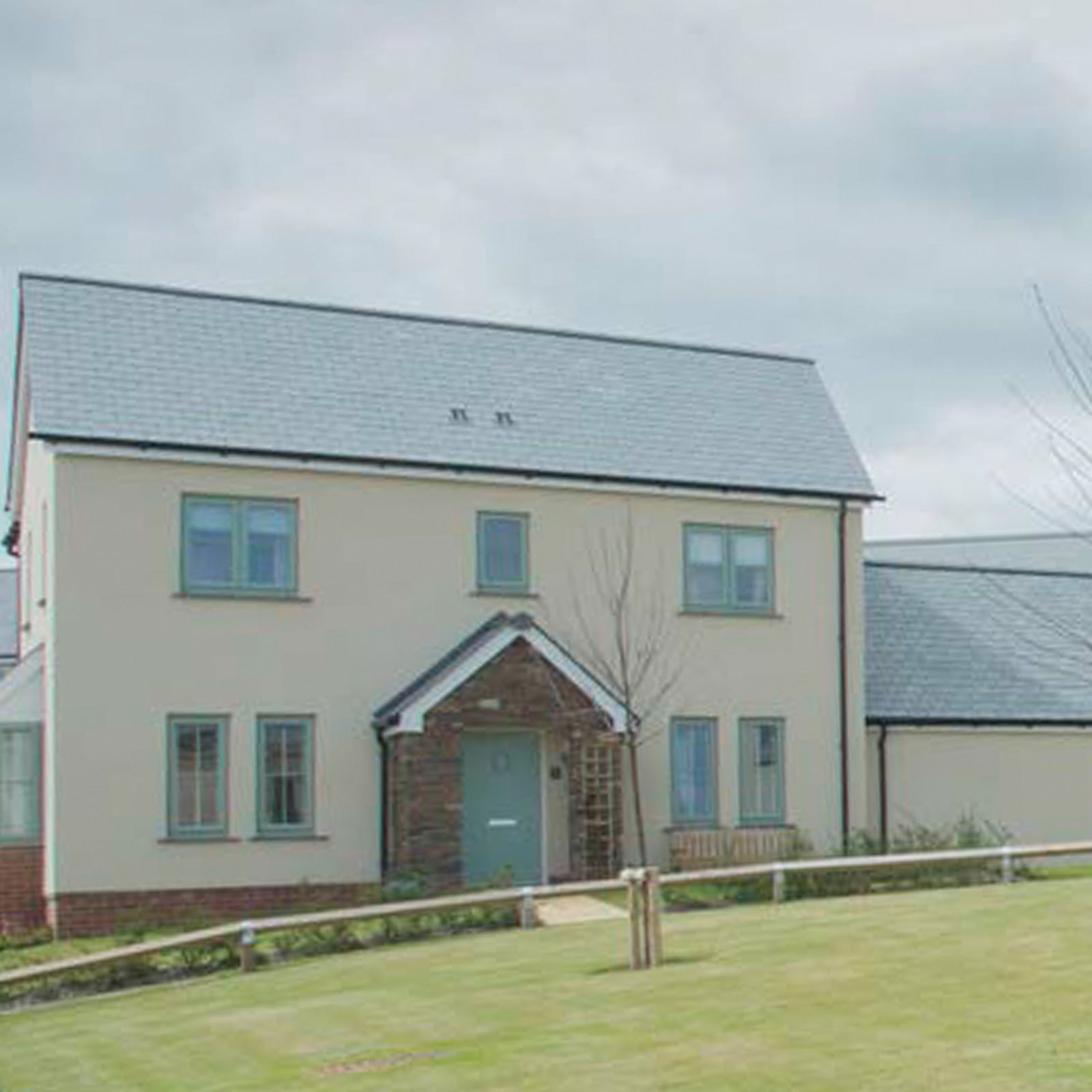 Taupe 5m Aluminium Butt Joint H-Section for Coastline Shiplap Cladding – Anthracite Grey